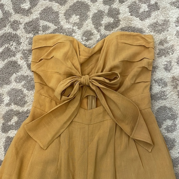 AQUA Bloomingdales Strapless Mustard Keyhole Tie Front Jumpsuit Medium - Picture 2 of 7